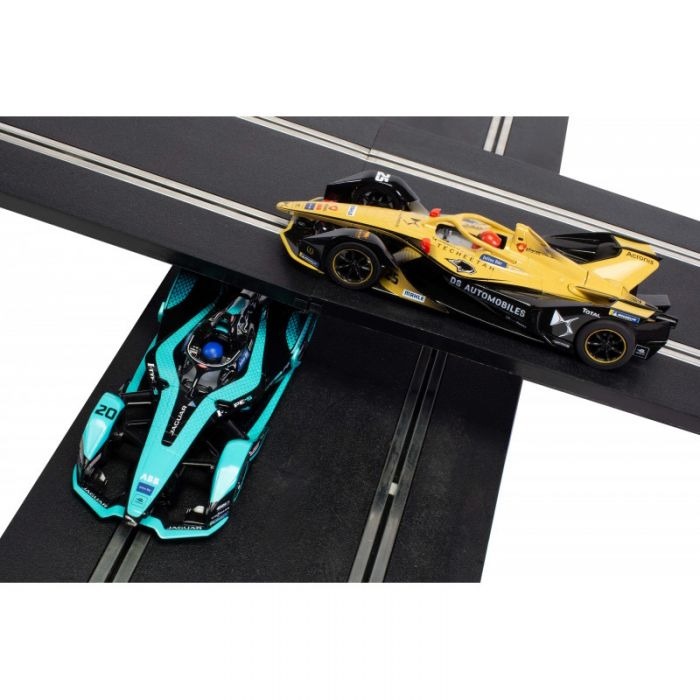 Scalextric - Spark Plug - Formula E Racing Set - Image 4