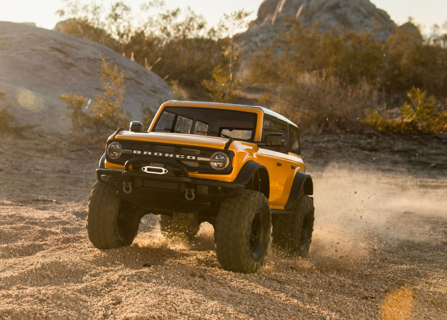Traxxas - TRX-4 Scale and Trail Crawler w/ 2021 Ford Bronco Body - Image 8