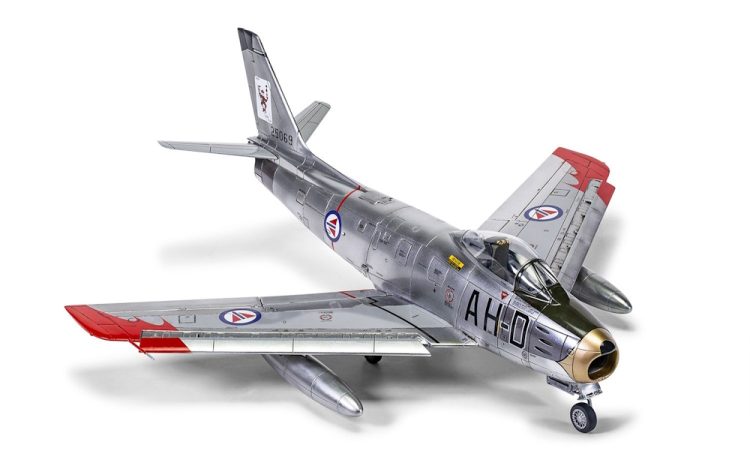 Airfix - 1:48 North American F-86F-40 Sabre - Image 2