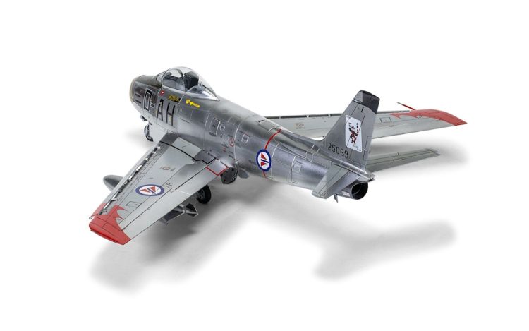 Airfix - 1:48 North American F-86F-40 Sabre - Image 3