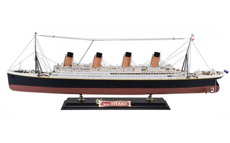 Airfix - 1:400 RMS Titanic Gift Set - Large - Image 2