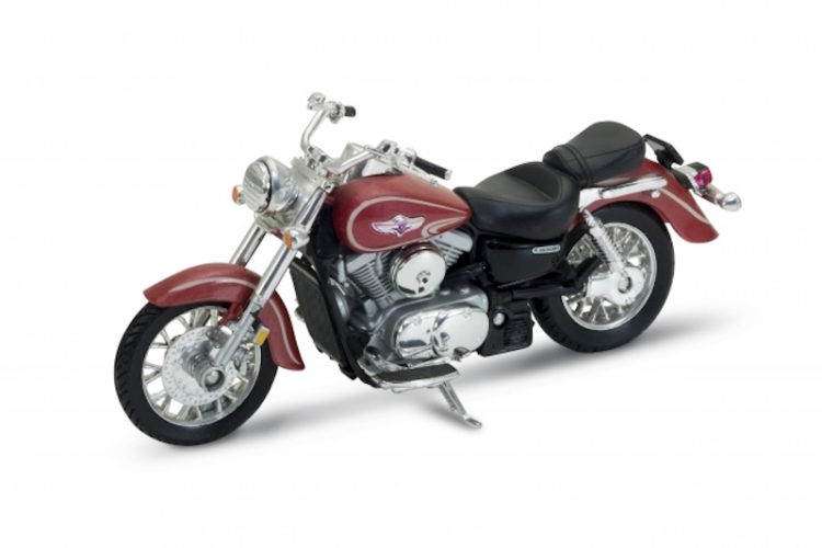 Welly - 1:18 '02 Kawasaki Vulcan 1500 Classic - Red