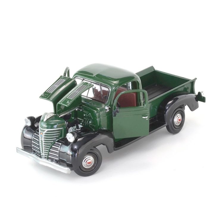 Motormax - 1:24 1941 Plymouth Truck - Green - Image 3