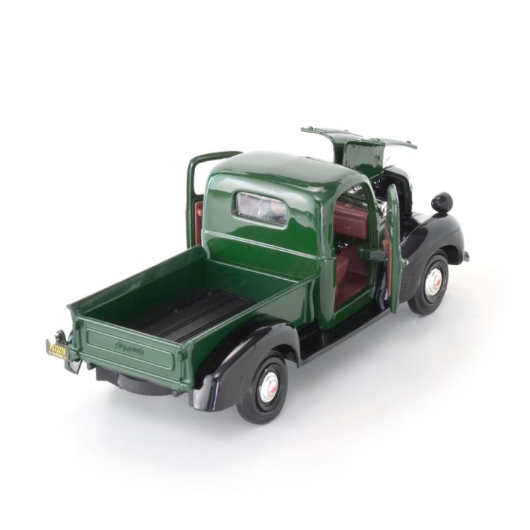 Motormax - 1:24 1941 Plymouth Truck - Green - Image 4