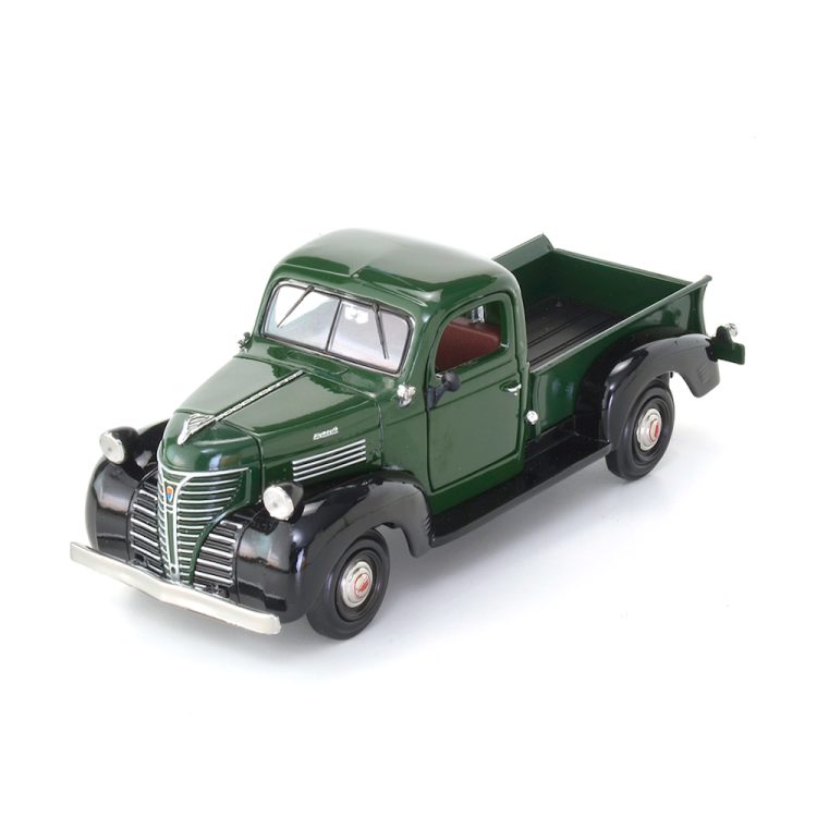 Motormax - 1:24 1941 Plymouth Truck - Green