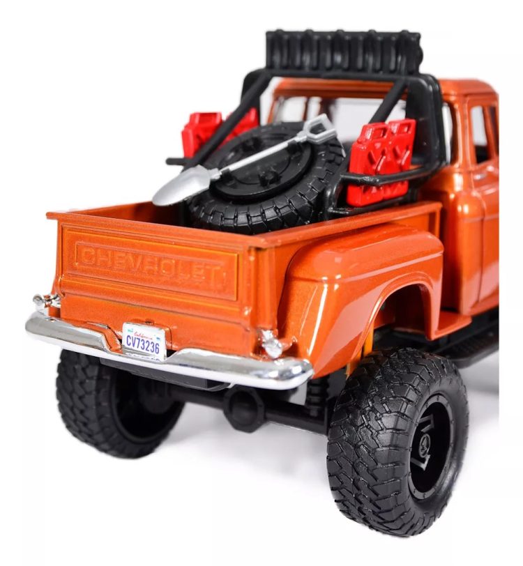 Motormax - 1:24 1955 Chevy Stepside Off-Road - Orange - Image 5