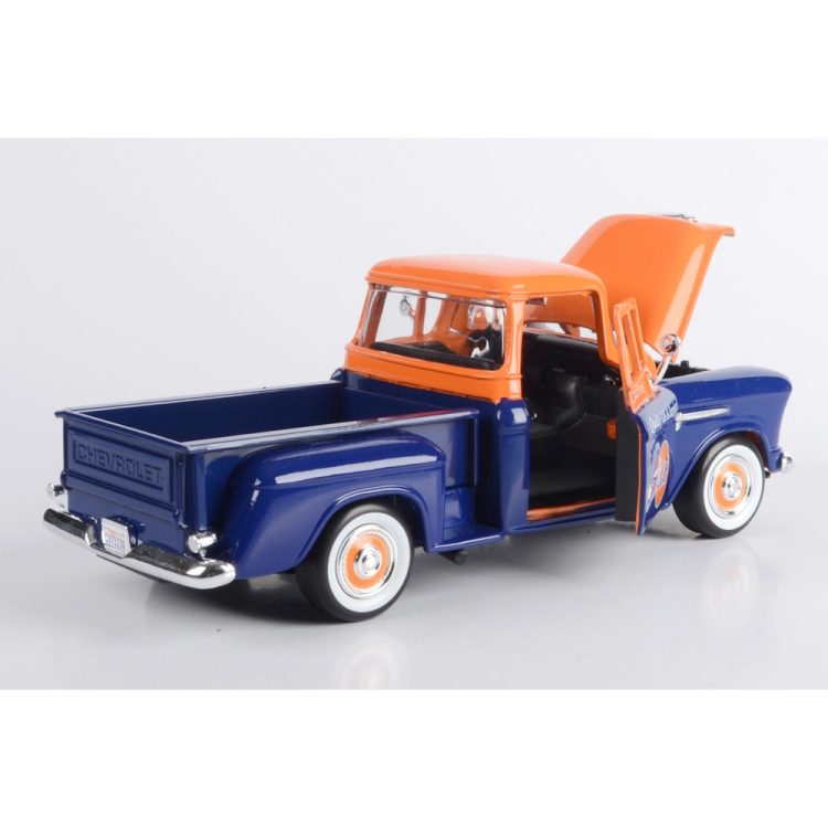 Motormax - 1:24 1955 Chevy Stepside - Gulf Livery - Image 3