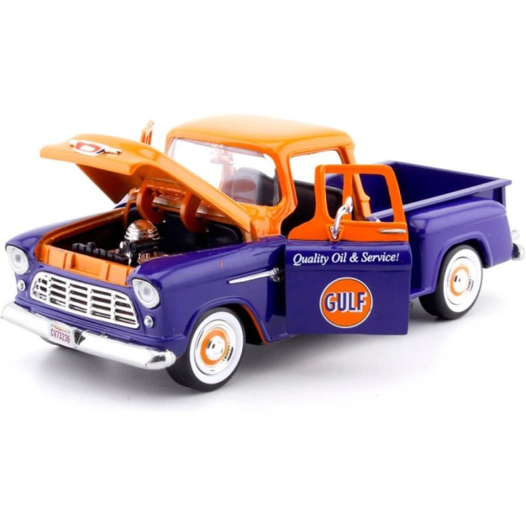 Motormax - 1:24 1955 Chevy Stepside - Gulf Livery - Image 4