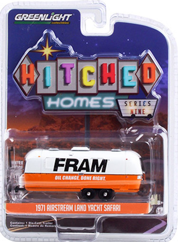 Greenlight - 1:64 Hitched Homes Series 9 1971 Airstream Land Yacht Safari FRAM - Image 2