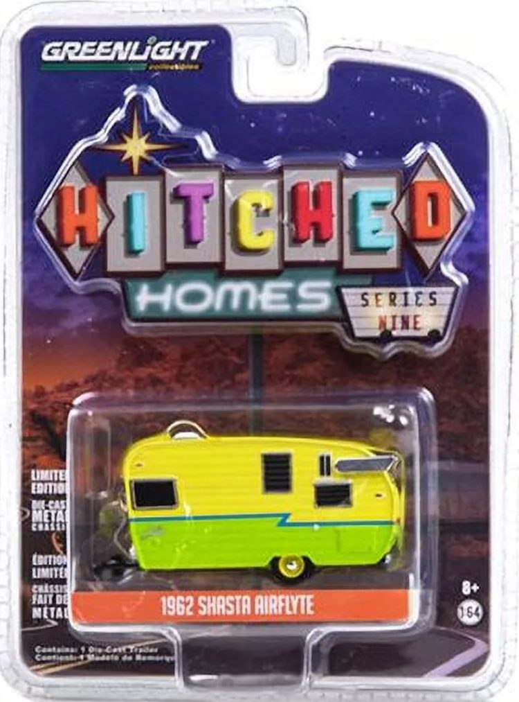 Greenlight - 1:64 Hitched Homes Series 9 1962 Shasta Airflyte - Image 2