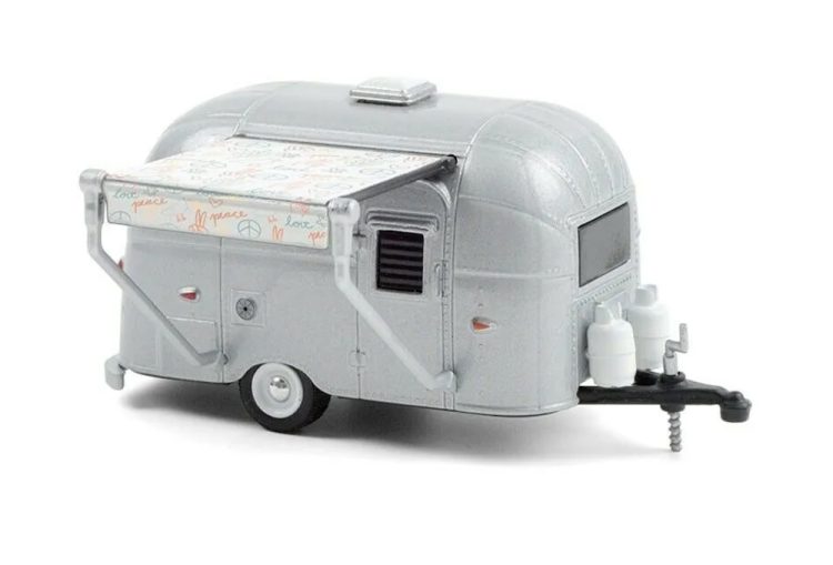 Greenlight - 1:64 Hitched Homes Series 9 1961 Airstream Bambi