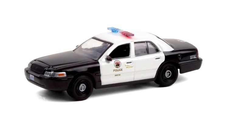 Greenlight - 1:64 Hollywood Series 30 2008 Ford Crown Victoria