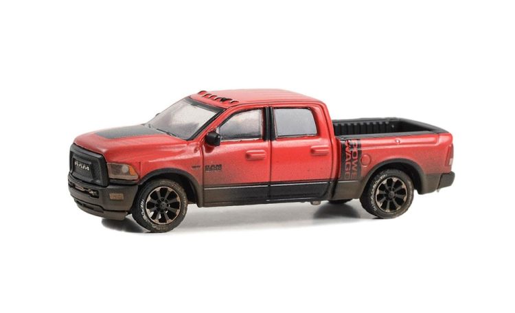 Greenlight - 1:64 Down on The Farm Series 8 2017 RAM 2500 Power Wagon