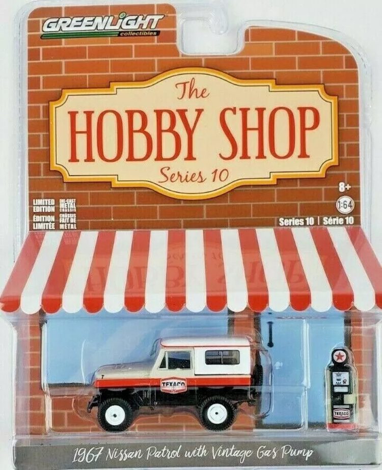 Greenlight - 1:64 The Hobby Shop Series 10 1967 Nissan Patrol w/ Vintage Gas Pump - Image 2