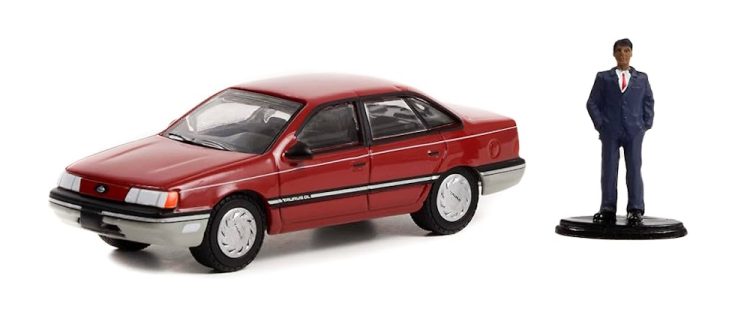 Greenlight - 1:64 The Hobby Shop Series 13 1989 Ford Taurus With Sales Associate in Suit