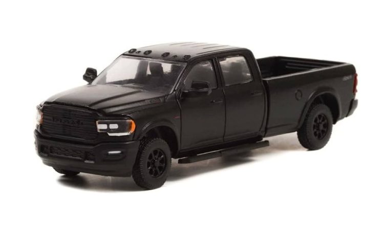 Greenlight - 1:64 Black Bandit Collection Series 26 - 2021 RAM 2500 Crew Cab