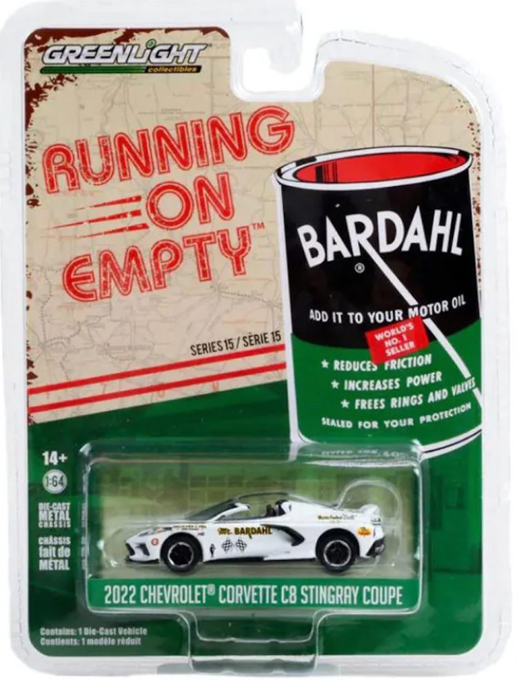 Greenlight - 1:64 Running on Empty Series 15 2022 Chevrolet Corvette C8 Stingray Coupe - Image 2