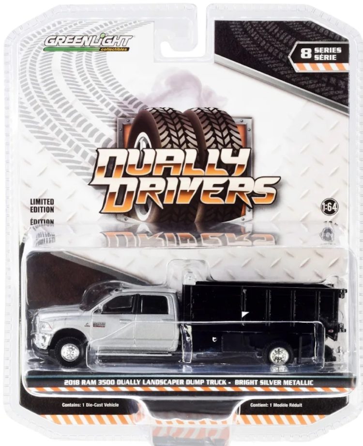 Greenlight - 1:64 Dually Drivers Series 8 2018 RAM 3500 Dually Landscaper Dump Truck - Image 2