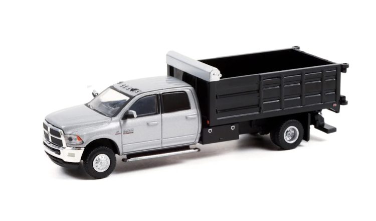 Greenlight - 1:64 Dually Drivers Series 8 2018 RAM 3500 Dually Landscaper Dump Truck