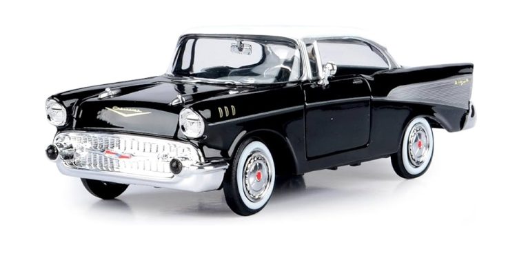 Motormax - 1:24 1957 Chevy Bel Air "Timeless Legends"