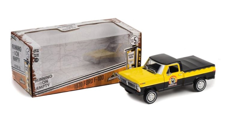 Greenlight - 1:24 1970 Ford F-100 (ArmorAll) Running on Empty Series Five - Image 2