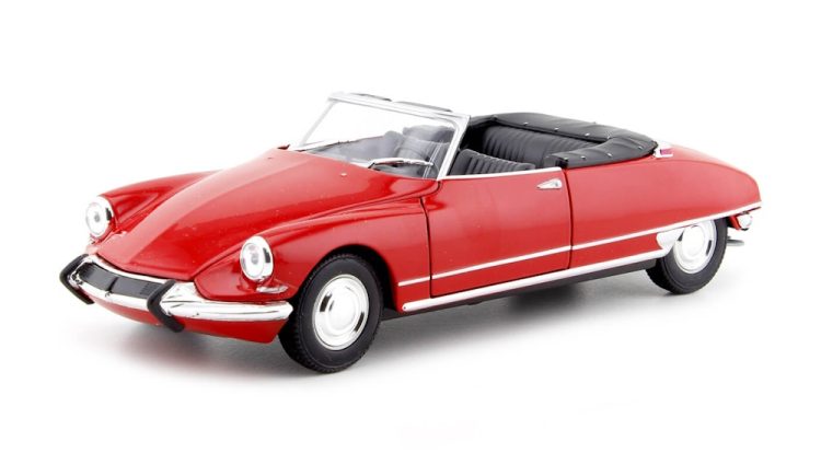 Welly - NEX 1:24 Citroen DS 19 Cabriolet - Red
