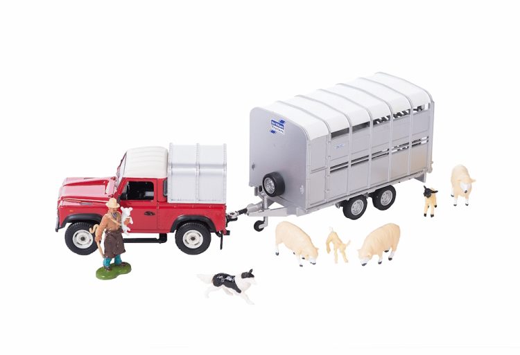 Britains - 1:32 Land Rover Sheep Farmer Set