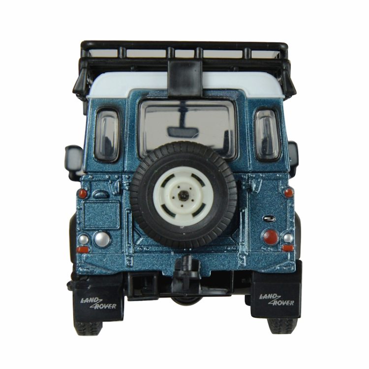 Britains - 1:32 Land Rover Defender 90 w/ Roof Rack - Image 4