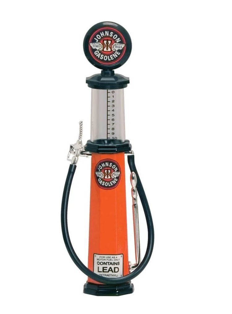 Lucky Die Cast - 1:18 Gas Pump - Johnson Gasolene (Cylinder)