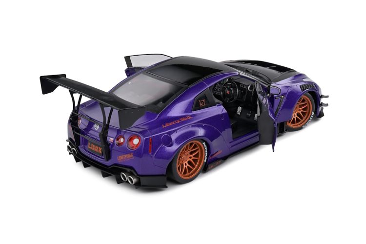 Solido - 1:18 Nissan GT-R (R35) w/ Liberty Walk Body Kit 2.0 – Purplezilla -2022 - Image 8