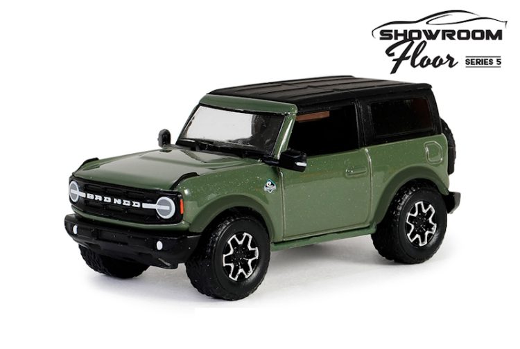 Greenlight - 1:64 2023 Ford Bronco Outer Banks - Showroom Floor Series 5