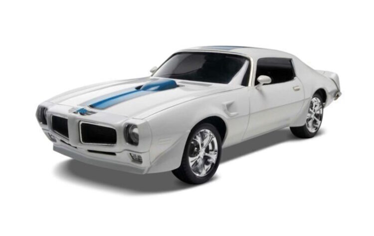 Welly - 1:18 1972 Pontiac Firebird Trans Am - White/Blue