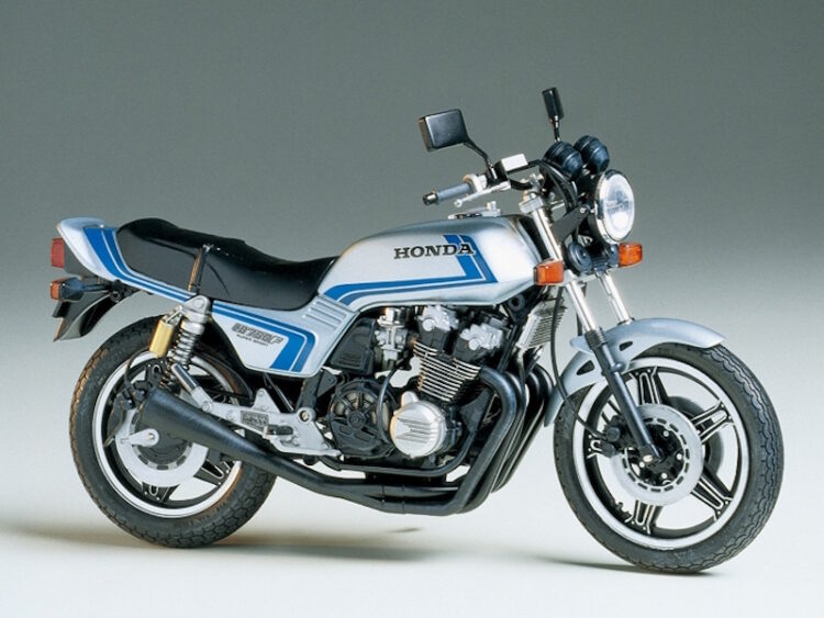 Tamiya - 1:12 Honda CB750F  "Custom Tuned"