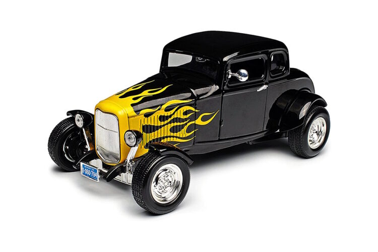 Motormax - 1:18 1932 Ford Five-Window Coupe - Black