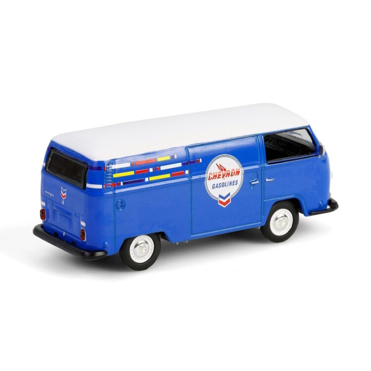 Greenlight - 1:64 1968 Volkwagen Type 2 Panel Van - Anniversary Collection Series 17 - Chevron Gasolines 145 Years - Image 5