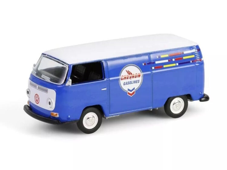 Greenlight - 1:64 1968 Volkwagen Type 2 Panel Van - Anniversary Collection Series 17 - Chevron Gasolines 145 Years