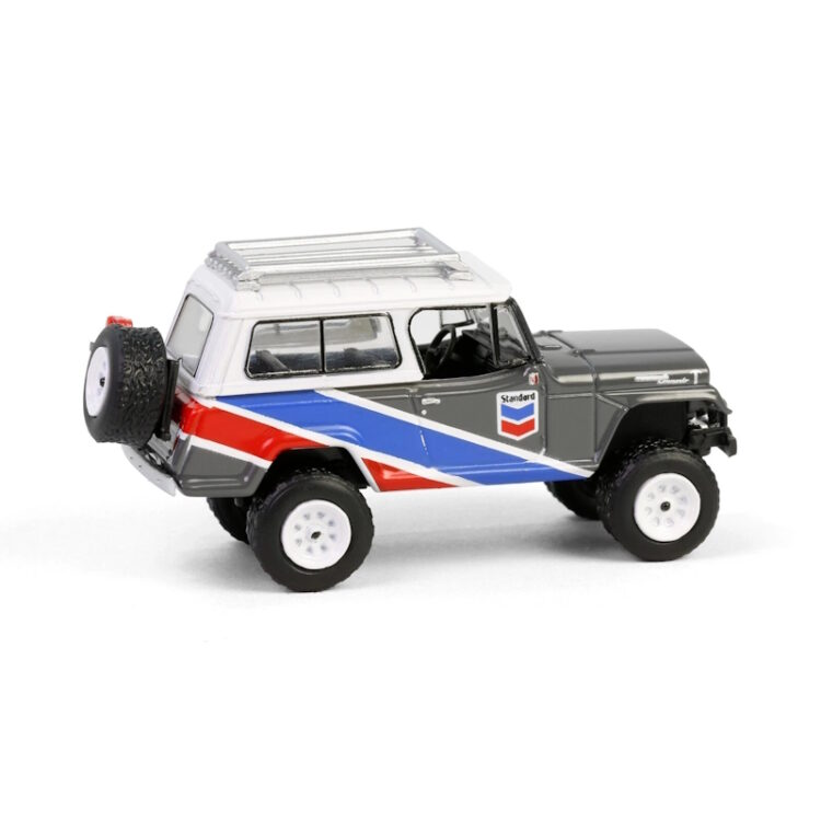 Greenlight - 1:64 1970 Jeep Jeepster Commando - Chevron Special Edition Series 1 - Image 3