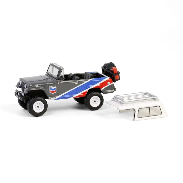Greenlight - 1:64 1970 Jeep Jeepster Commando - Chevron Special Edition Series 1 - Image 4