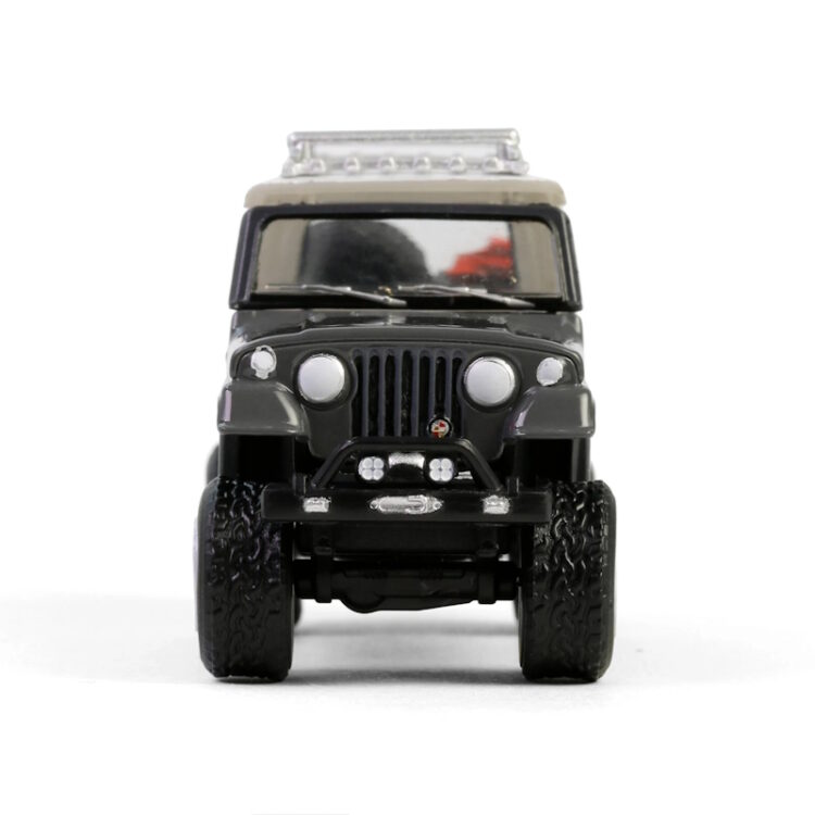 Greenlight - 1:64 1970 Jeep Jeepster Commando - Chevron Special Edition Series 1 - Image 5