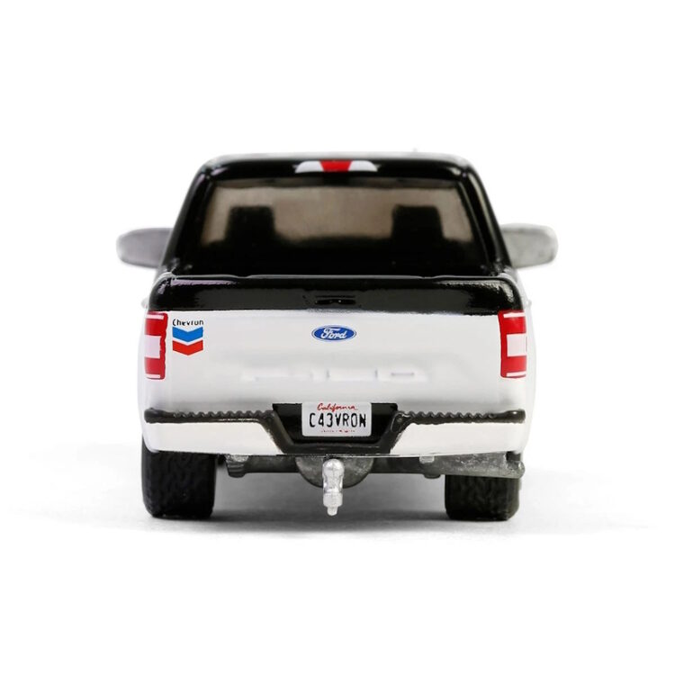Greenlight - 1:64 2019 Ford F-150 with STX Package - Chevron Special Edition Series 1 - Image 7