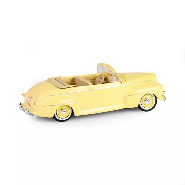 Greenlight - 1:64 1947 Ford Super De Luxe Covertible Club Coupe - Garbage Pail Kids Series 7 - Katate Kit - Image 3