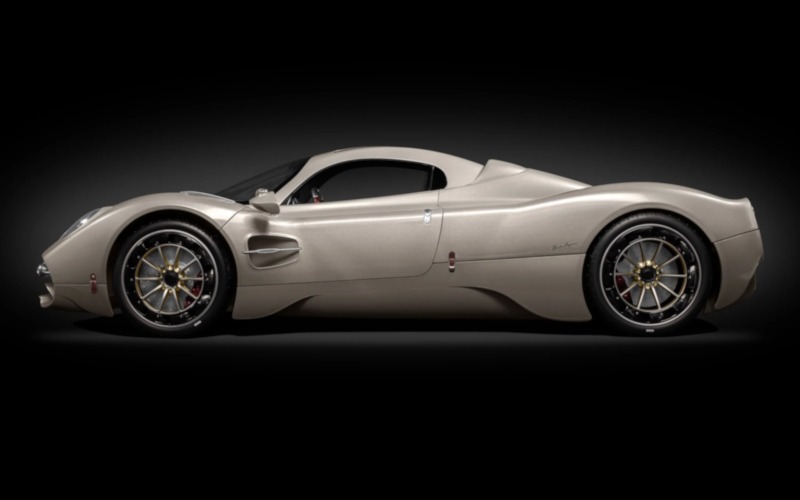 POCHER - Pagani Utopia Coupe - Rinascimento Lucido - Premium 1:8 Scale kit - Image 3