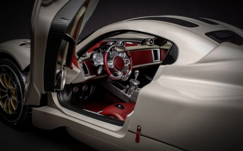 POCHER - Pagani Utopia Coupe - Rinascimento Lucido - Premium 1:8 Scale kit - Image 4