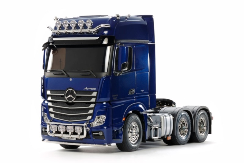 Tamiya - RC 1/14 Mercedes-Benz Actros 3363 6X4 Gigaspace (Pearl Blue Edition)