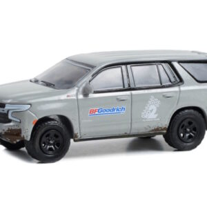 Greenlight - 1:64 2022 Chevrolet Tahoe Z71 - Blue Collar Collection Series 12