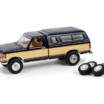 Greenlight - 1:64 1991 Ford F-150 XLT Lariat - The Hobby Shop Series 16
