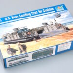 Trumpeter - 1/144 USMC Landing Craft Air Cushion