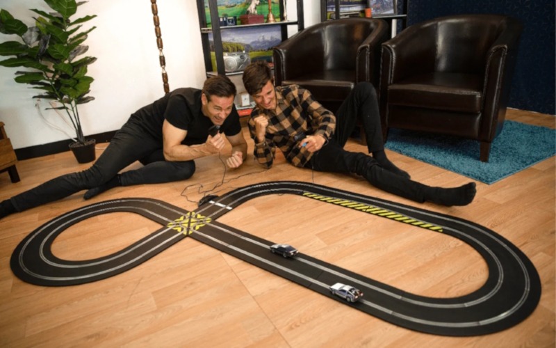 Scalextric - Back to the Future vs Knight Rider Retro Race Set - Image 3